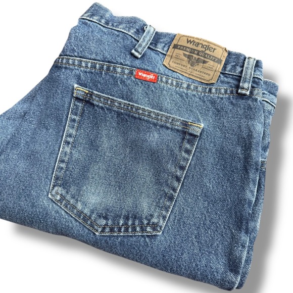Wrangler Other - Wrangler Men's Regular Fit Premium Quality Blue Denim Jeans 44x30